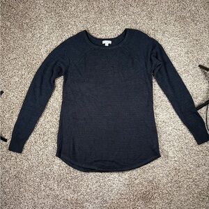 Liz Lange Black Crew Neck Sweater